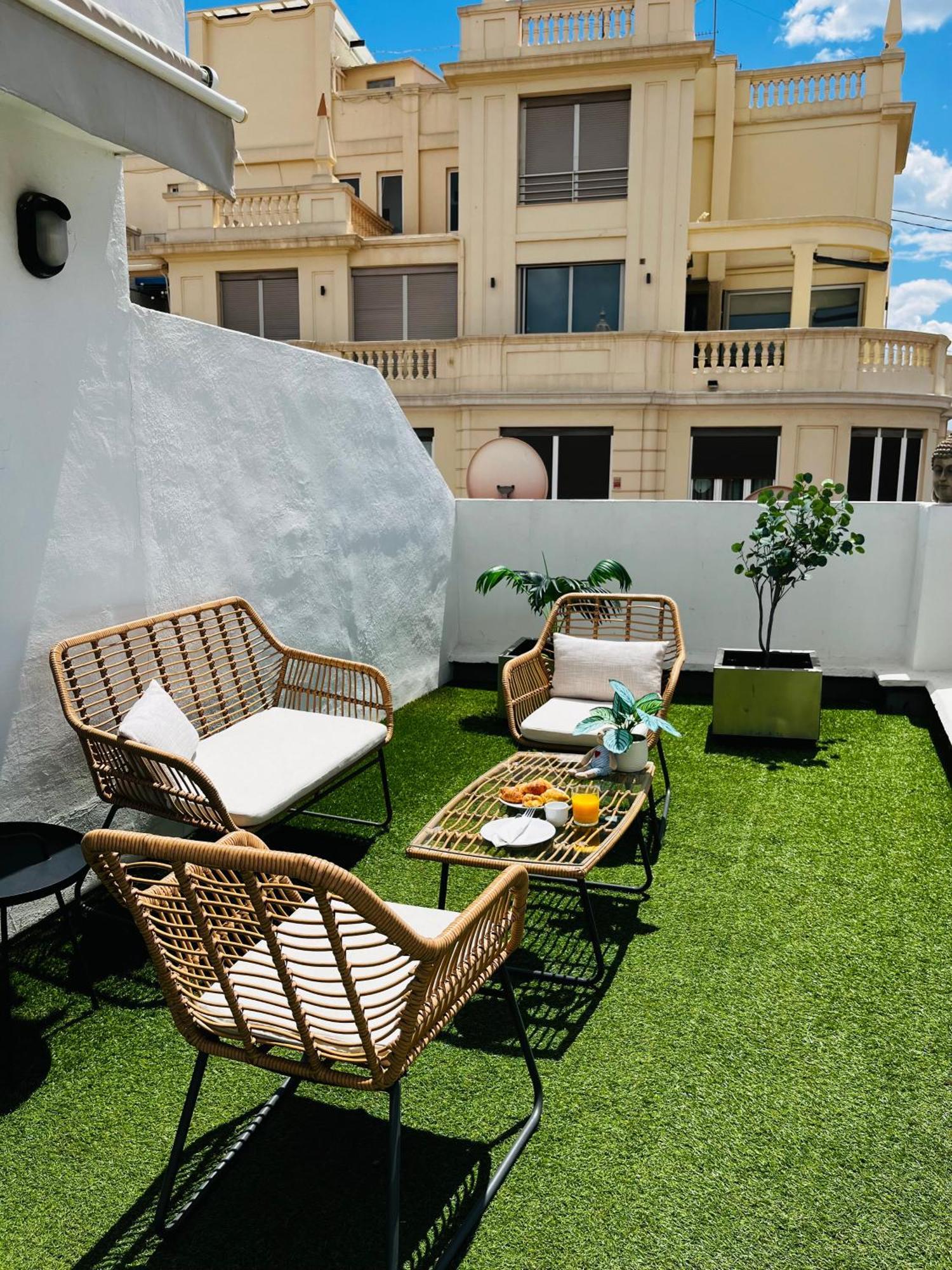 Travel Habitat - Centro Apartment Валенсия Екстериор снимка