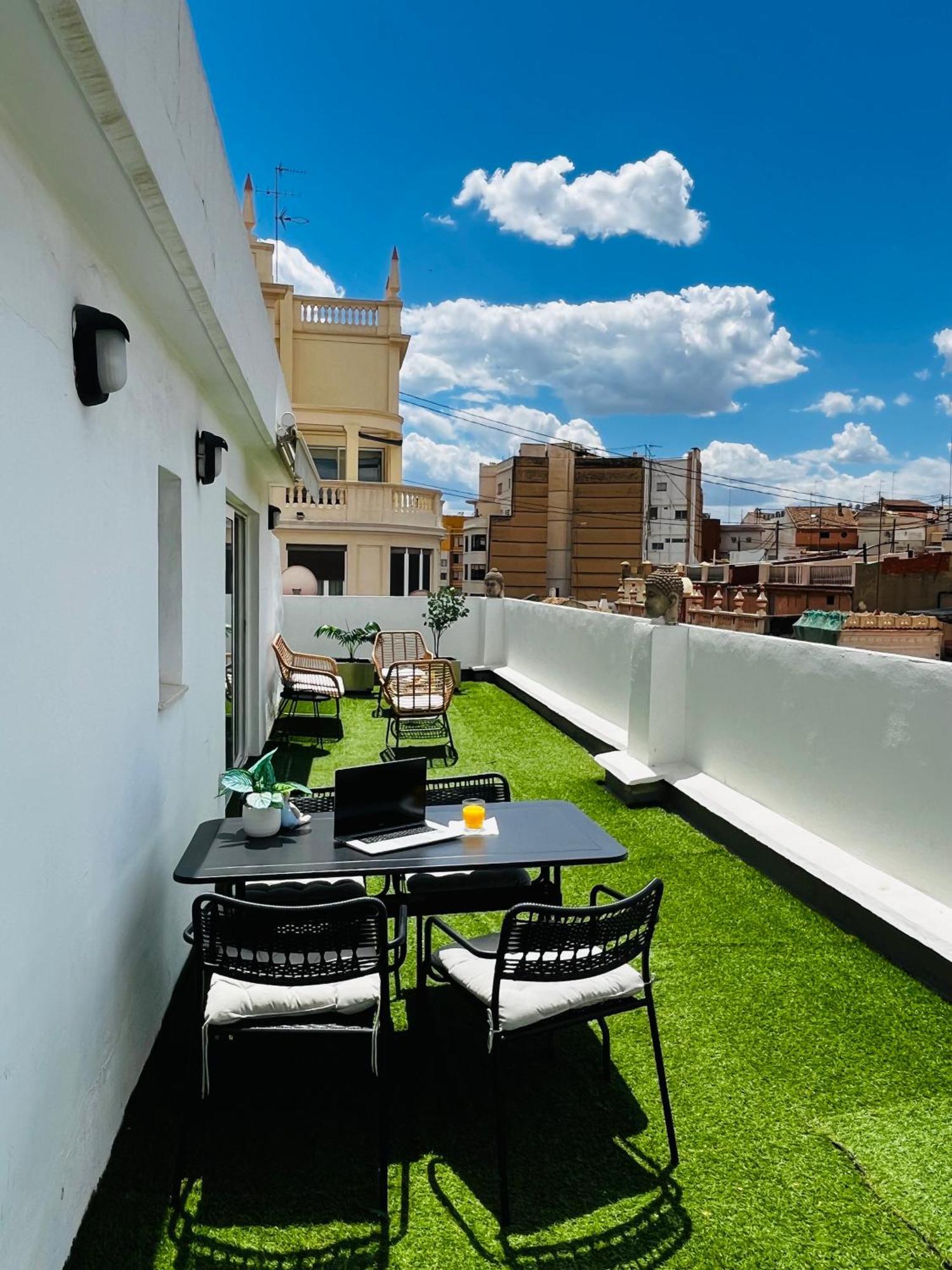 Travel Habitat - Centro Apartment Валенсия Екстериор снимка